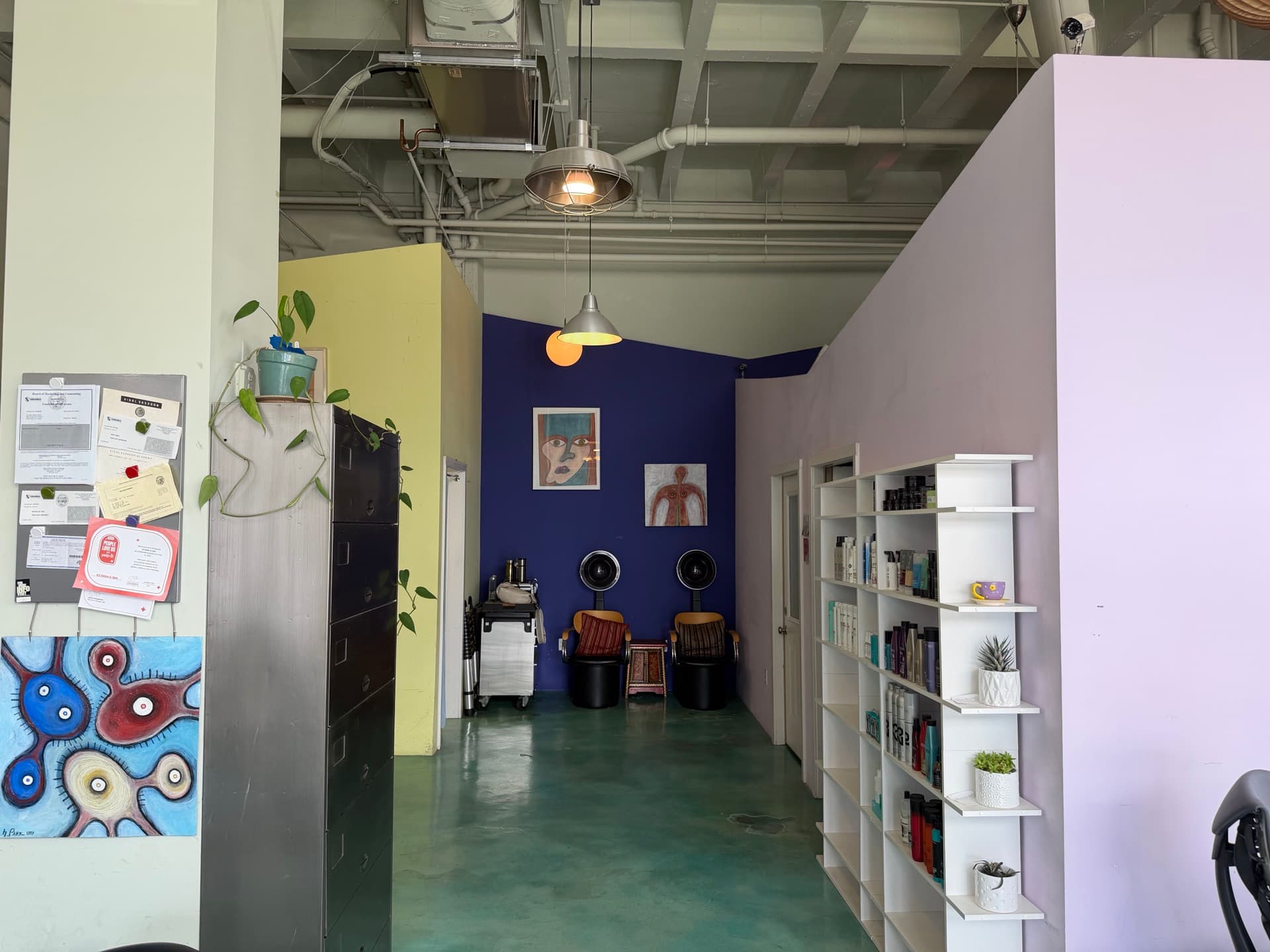 K2 Salon interior